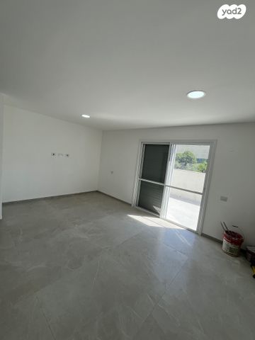 דירה, הקשת 27, קרית שלום, תל אביב יפו