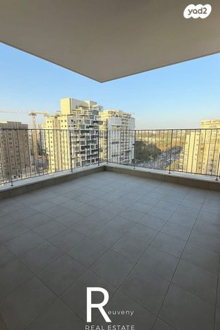 דירה, נווה גן, רמת השרון