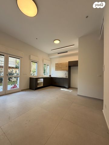 דירת גן, נווה צדק, תל אביב יפו