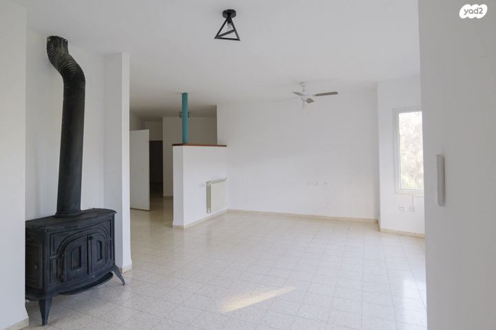 בית פרטי/ קוטג', כפר ורדים