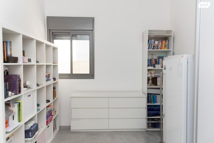 דירת גן, כלנית, חריש