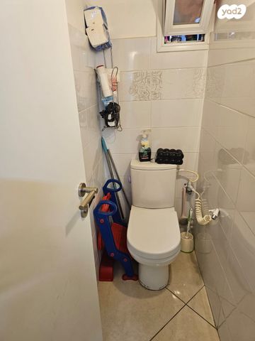 דירה, קרל נטר, מעלות דפנה, ירושלים