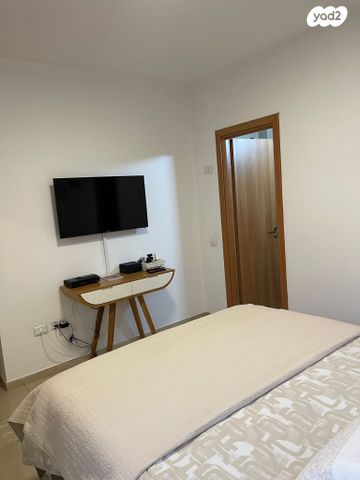 דירה, קדושי השואה, אזורי חן, גימל החדשה, תל אביב יפו