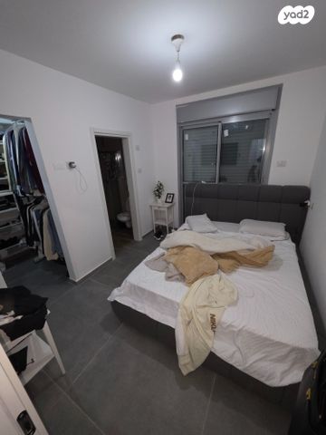 גג/ פנטהאוז, אופקים