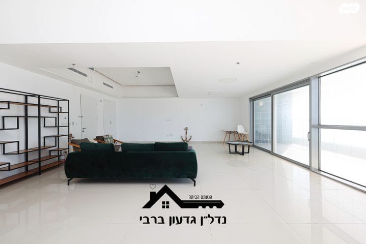 גג/ פנטהאוז, שדרות ירושלים, הקריה מע"ר, אשדוד