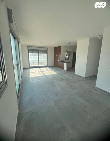 גג/ פנטהאוז, אופקים