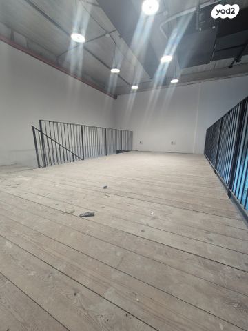 חנויות/ שטח מסחרי, מרכז העיר דרום, נתניה