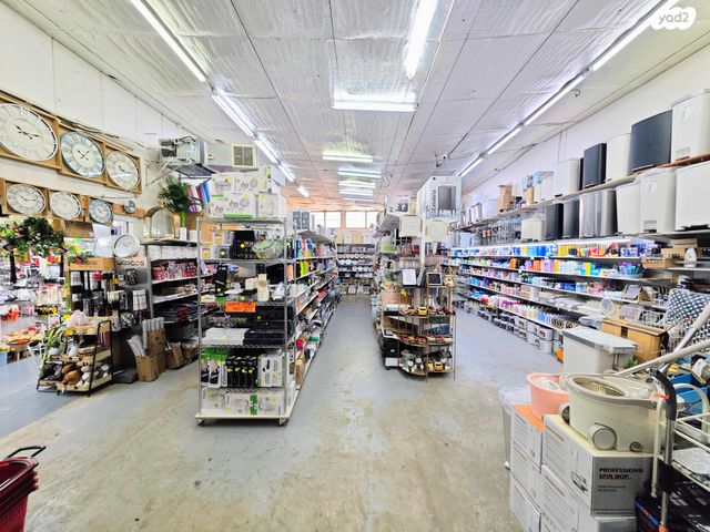 חנויות/ שטח מסחרי, העמל 4, רובע א', אריאל