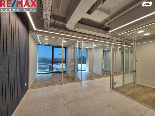 משרדים, החרש, אזור תעשיה נווה נאמן, הוד השרון