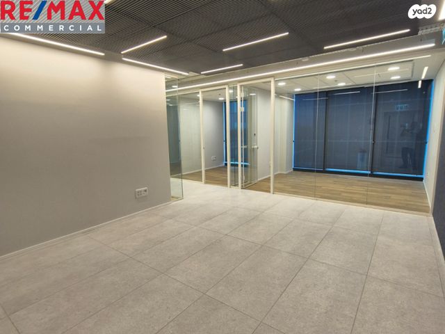 משרדים, החרש, אזור תעשיה נווה נאמן, הוד השרון