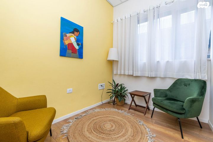 משרדים, בנימינה גבעת עדה