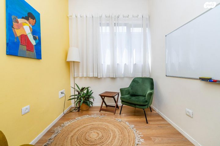 משרדים, בנימינה גבעת עדה