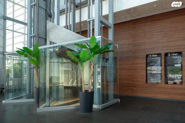 משרדים, חרושת, אזור תעשיה ומסחר, רמת השרון