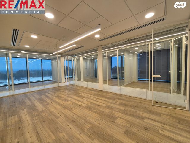 משרדים, החרש, אזור תעשיה נווה נאמן, הוד השרון