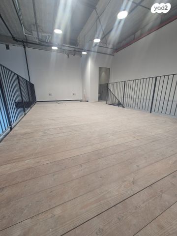 חנויות/ שטח מסחרי, מרכז העיר דרום, נתניה