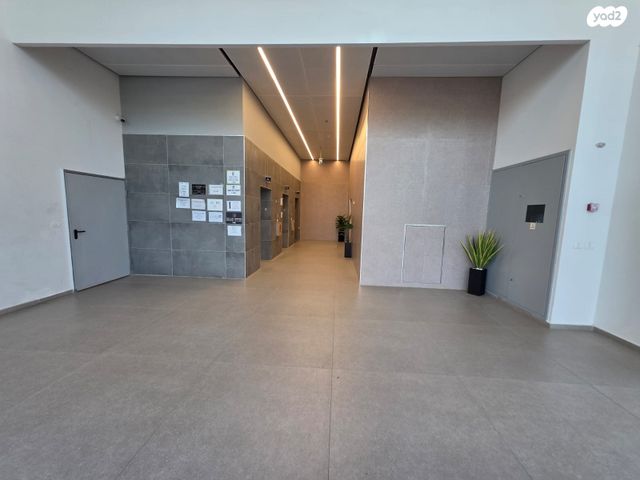 משרדים, מרדכי קוסטליץ, חדרה