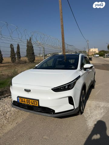 מודעת רכב ג׳ילי Geometry C