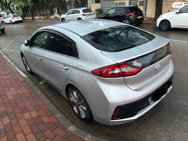 מודעת רכב יונדאי איוניק