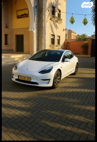 טסלה מודל 3