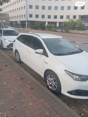 טויוטה אוריס