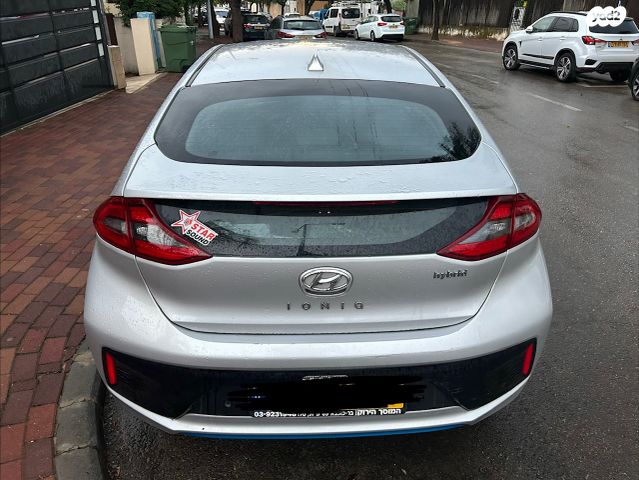 יונדאי איוניק