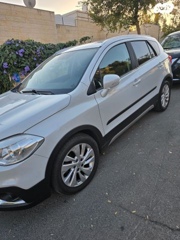 סוזוקי קרוסאובר