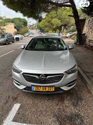 מודעת רכב אופל אינסיגניה