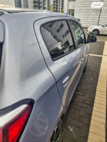 מיצובישי ספייס סטאר