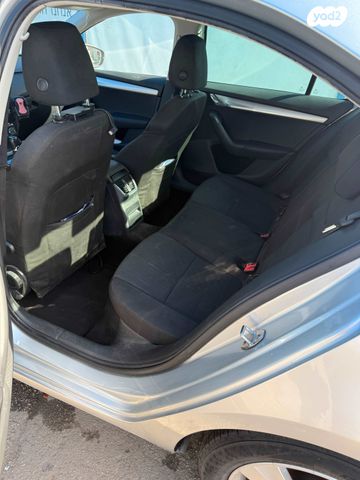 סקודה אוקטביה