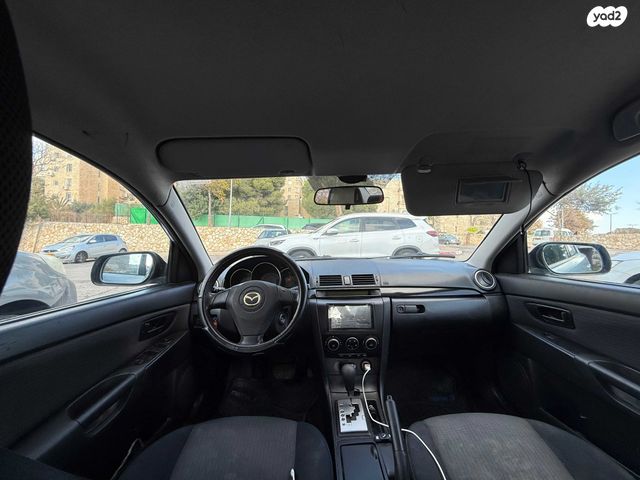 מודעת רכב מאזדה 3