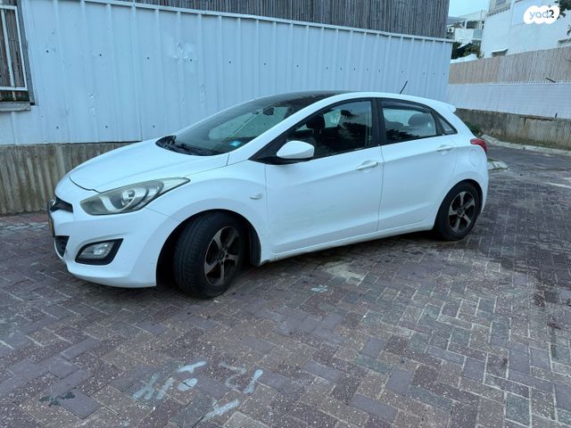 יונדאי i30