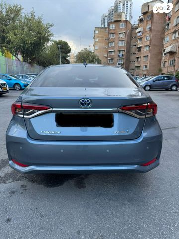 טויוטה קורולה