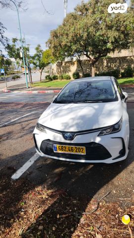 מודעת רכב טויוטה קורולה