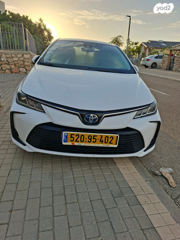 טויוטה קורולה