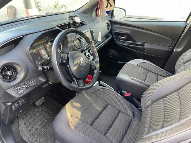 טויוטה יאריס