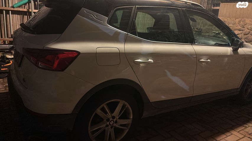 מודעת רכב סיאט ארונה