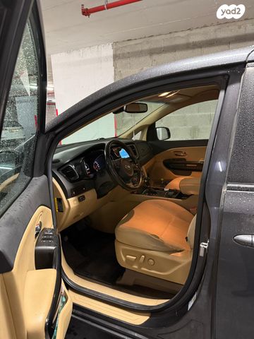 מודעת רכב קיה קרניבל