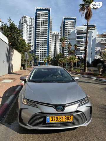 מודעת רכב טויוטה קורולה