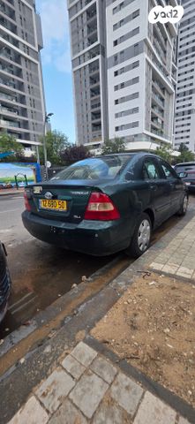 טויוטה קורולה