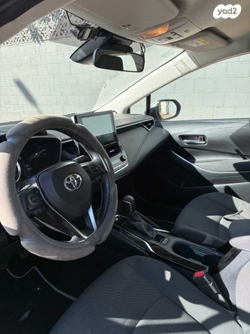 טויוטה קורולה