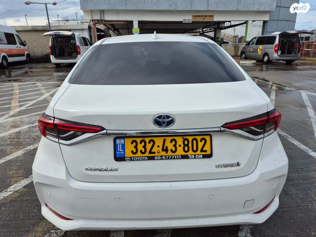 טויוטה קורולה