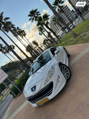 פיג'ו RCZ
