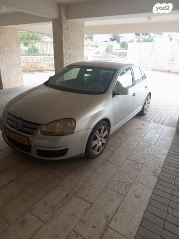 מודעת רכב פולקסווגן ג'טה