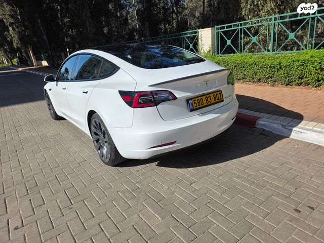טסלה מודל 3