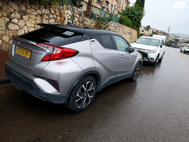טויוטה C-HR