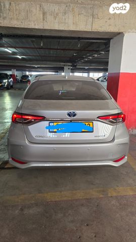 טויוטה קורולה
