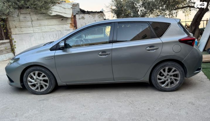 טויוטה אוריס