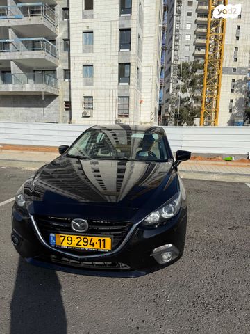 מודעת רכב מאזדה 3