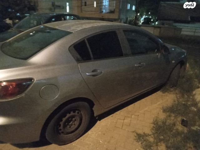 מאזדה 3