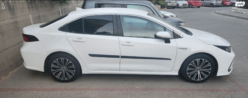 מודעת רכב טויוטה קורולה
